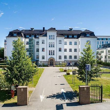 1-Roms Toppleilighet Pa Tangen/Bystranda Appartement Kristiansand Buitenkant foto