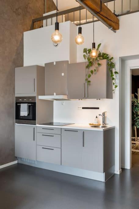 1-Roms Toppleilighet Pa Tangen/Bystranda Appartement Kristiansand Buitenkant foto